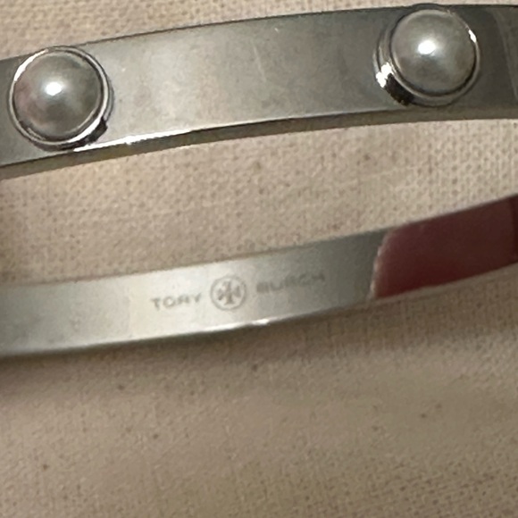 Tory Burch Silver Hinged Bangle Bracelet with Pearl Accents - Picture 2 of 9